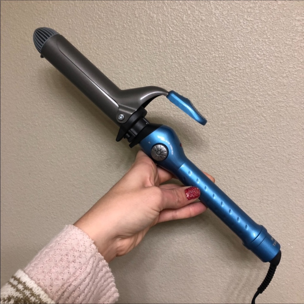 Babyliss Pro curling iron